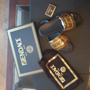 Versace x Fendi black/gold size 44 slides